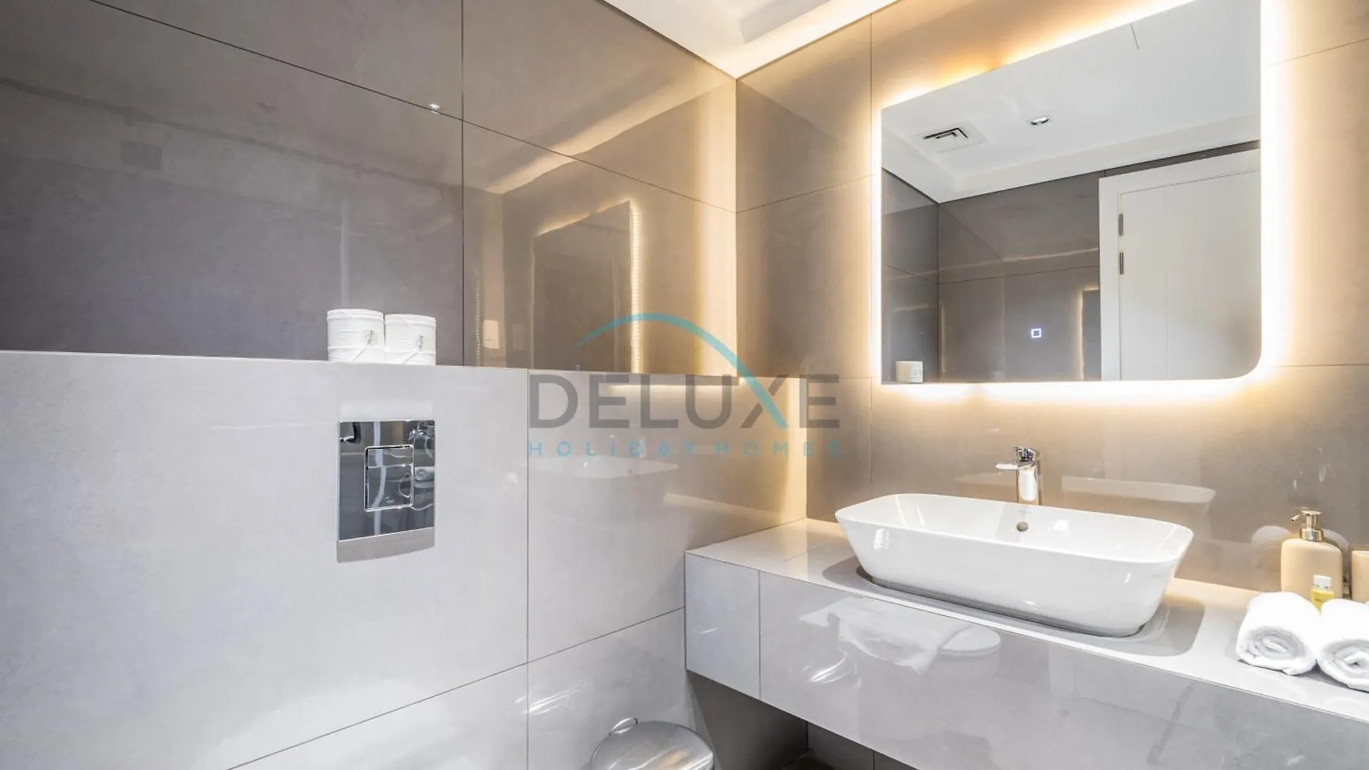 Modern 2Br Apartment At Al Fattan Marine Towers, Jumeirah Beach Residence By Deluxe Holiday Homes Dubai