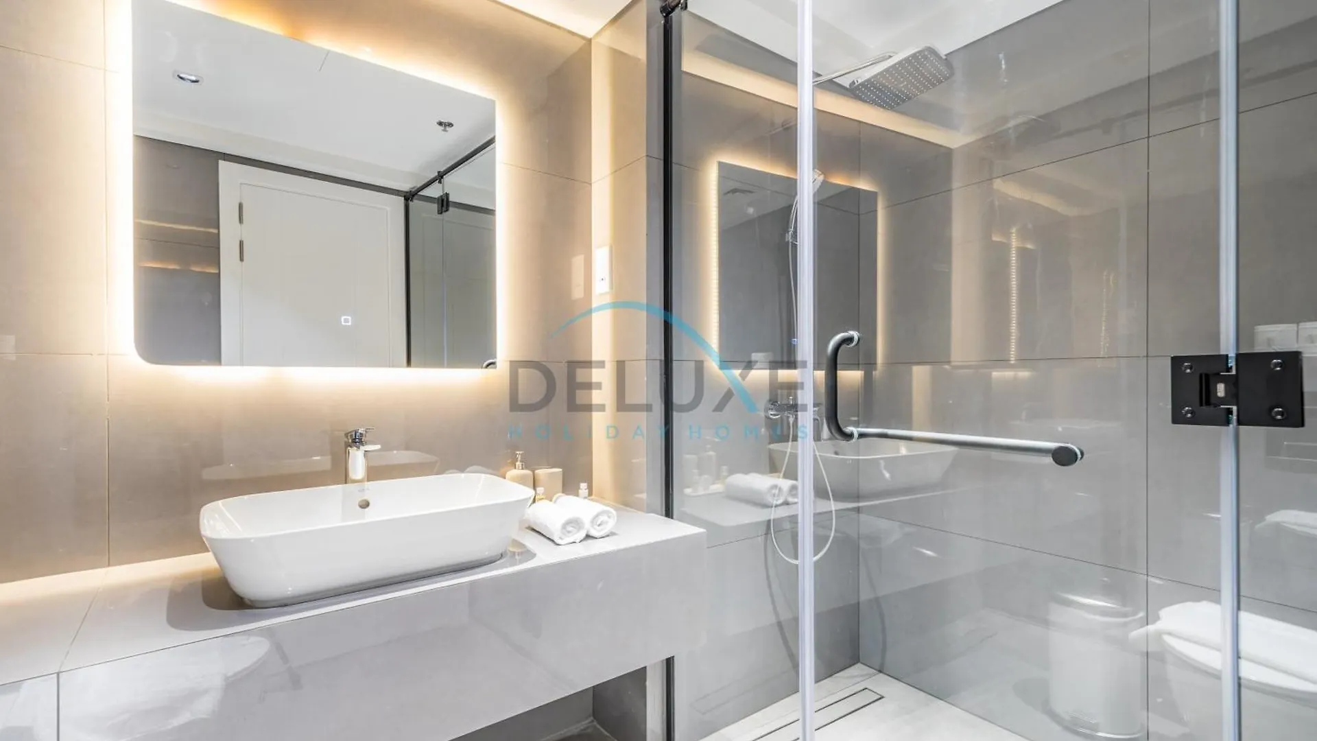 Modern 2Br Apartment At Al Fattan Marine Towers, Jumeirah Beach Residence By Deluxe Holiday Homes Dubai 0*,  Forenede Arabiske Emirater
