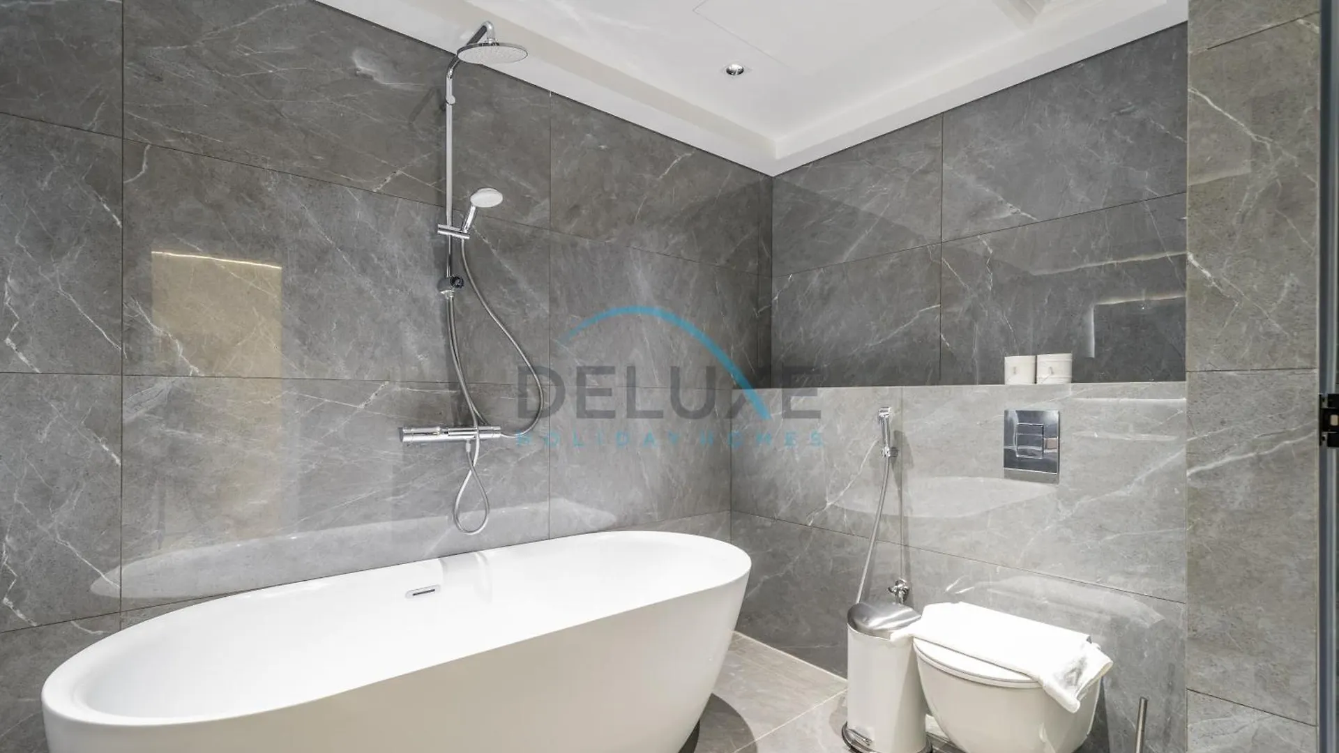 Modern 2Br Apartment At Al Fattan Marine Towers, Jumeirah Beach Residence By Deluxe Holiday Homes Dubai
