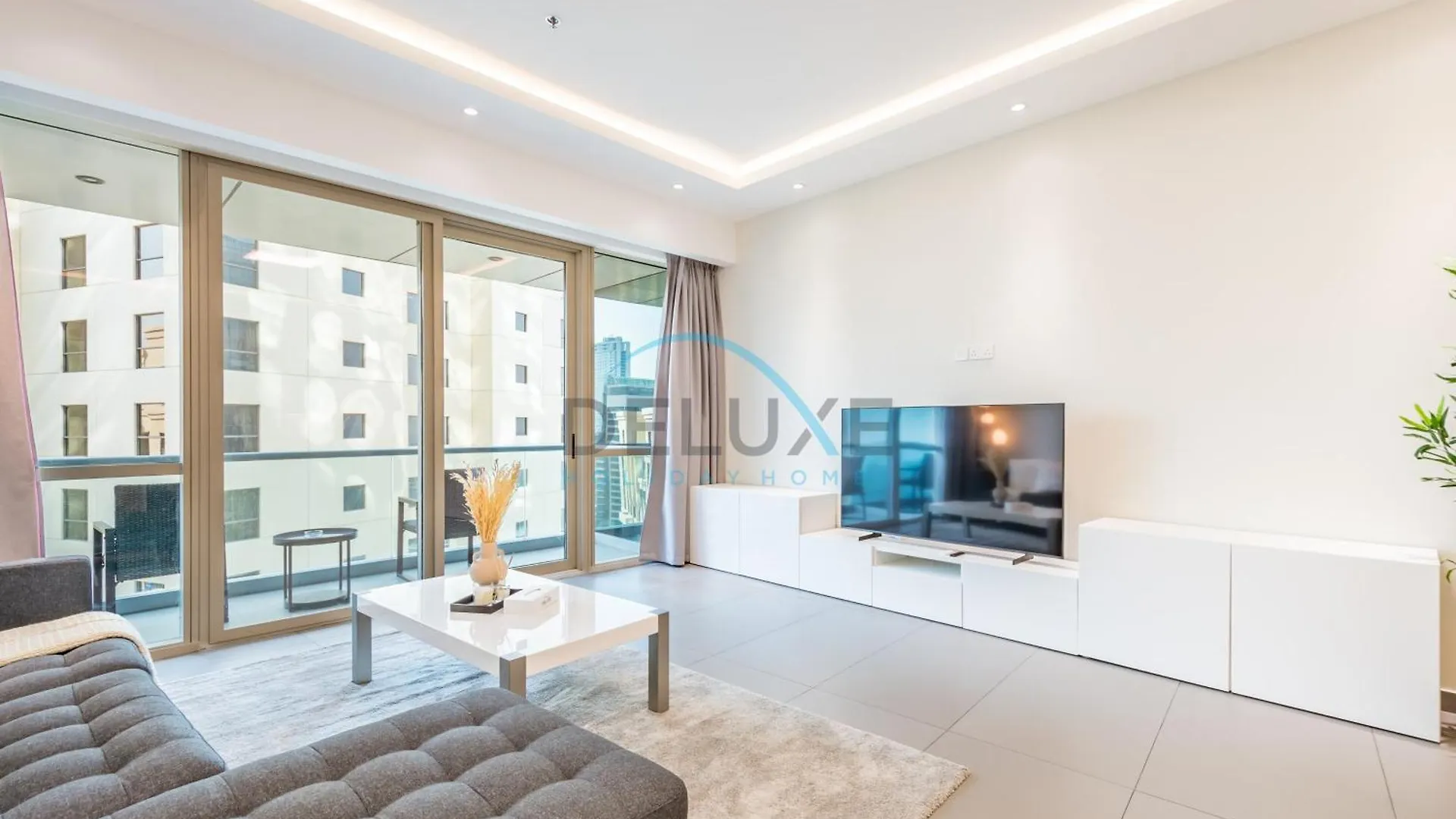 Modern 2Br Apartment At Al Fattan Marine Towers, Jumeirah Beach Residence By Deluxe Holiday Homes Dubai